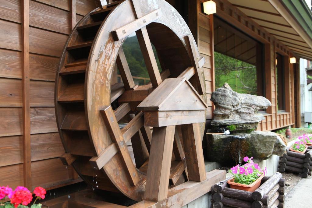 Keikoku-No-Yu Hotel Yamanouchi  Exterior photo